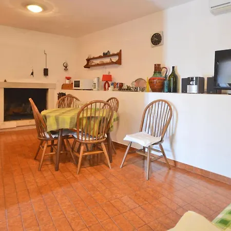 Waterfront House Kata By Guide Vila