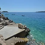 Waterfront House Kata By Guide Willa